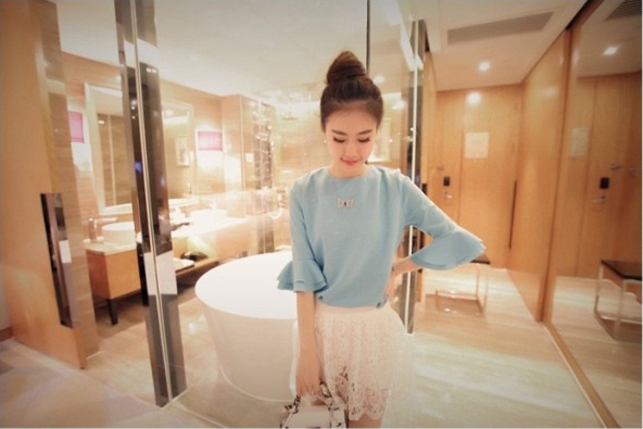 Fashion Horn Sleeve Sweet Pure Color Chiffon Unlined Upper Garment Shirt Light Blue